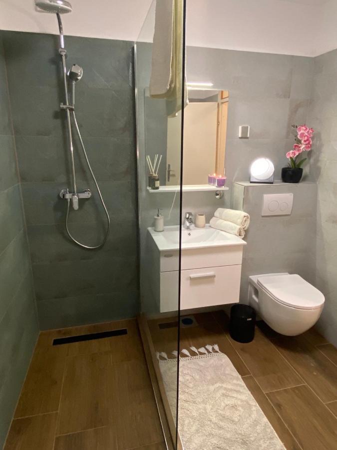 Sunny Apartment In ริเยกา ภายนอก รูปภาพ