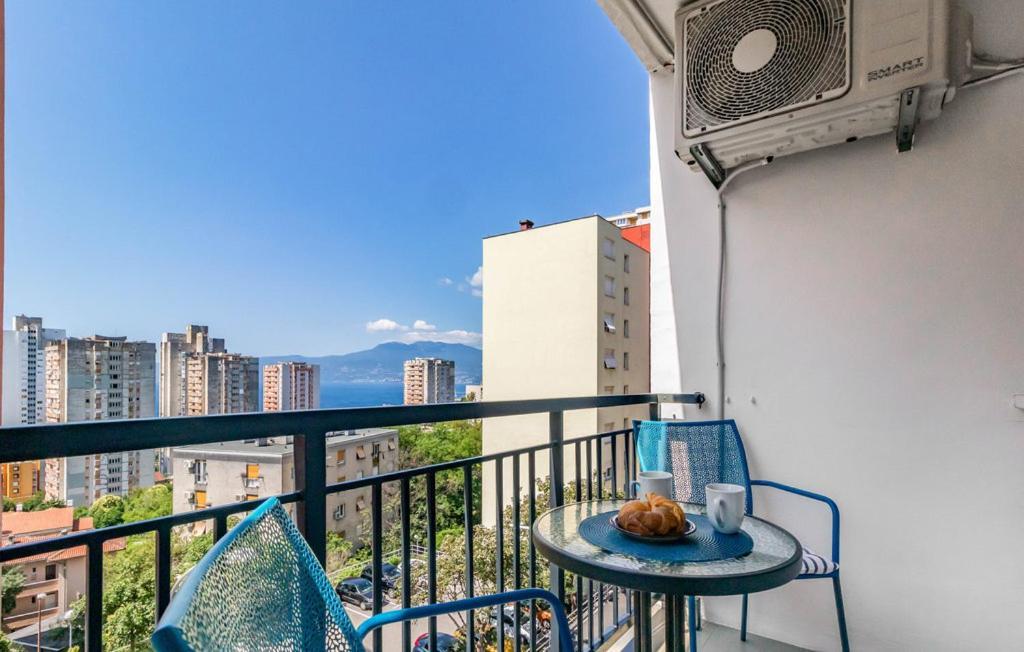 Sunny Apartment In ริเยกา ภายนอก รูปภาพ